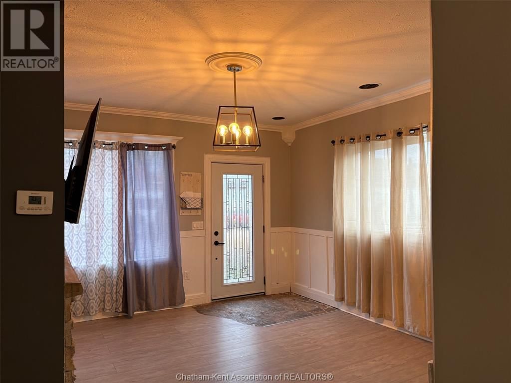 87 JEFFREY STREET Image 4