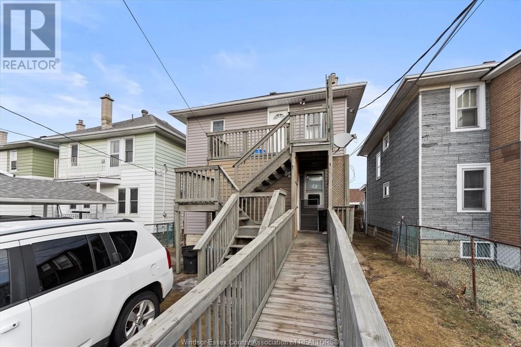 1143-1145 MARENTETTE AVENUE Image 30