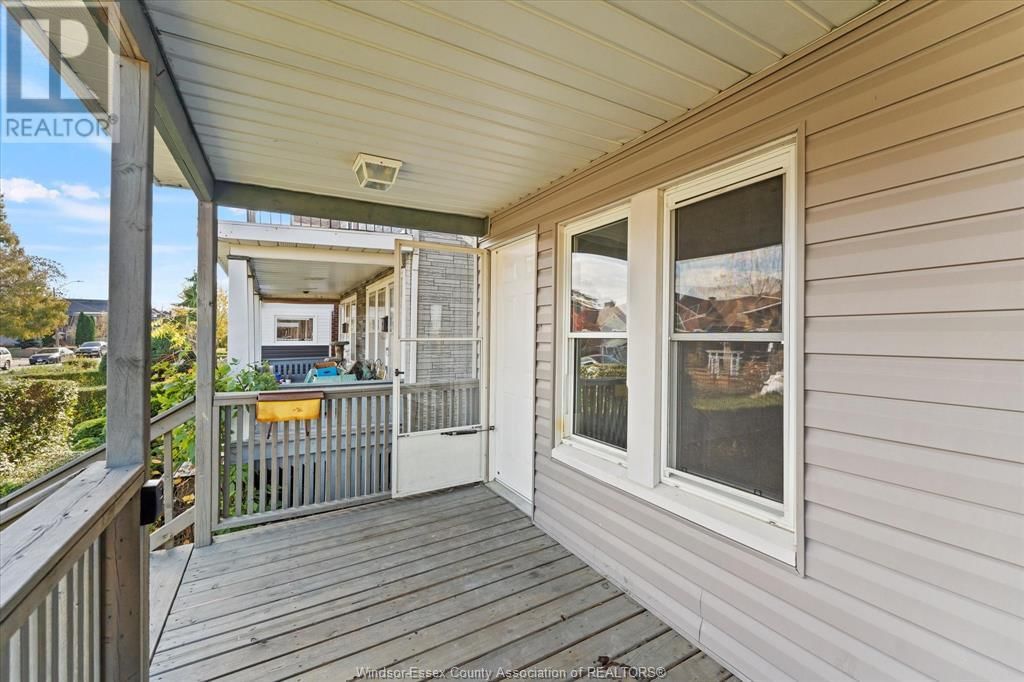1143-1145 MARENTETTE AVENUE Image 4