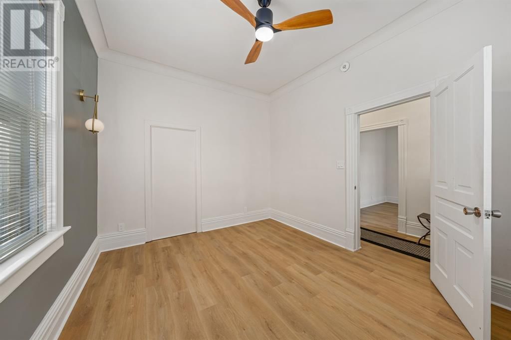 119 CHRISTINA STREET SOUTH Image 36