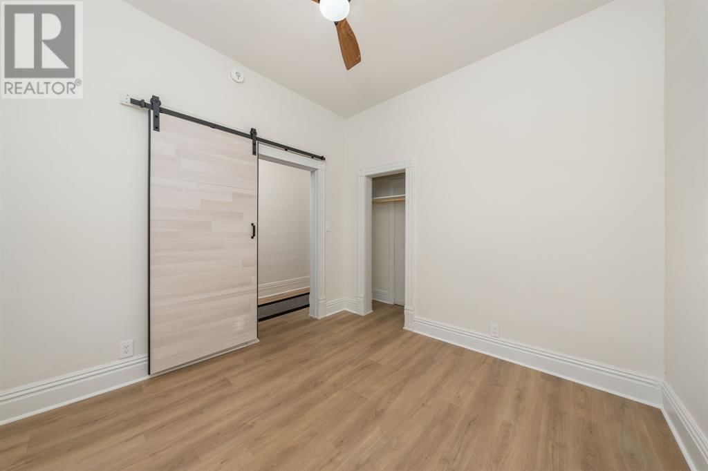 119 CHRISTINA STREET SOUTH Image 38
