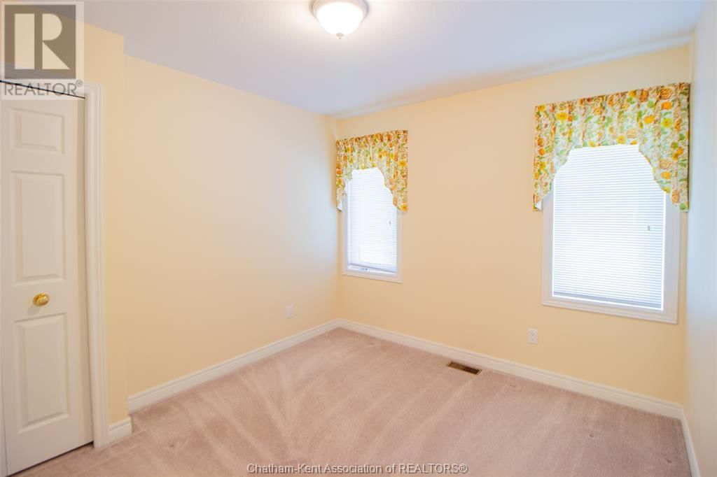 3 CROCUS COURT Image 18