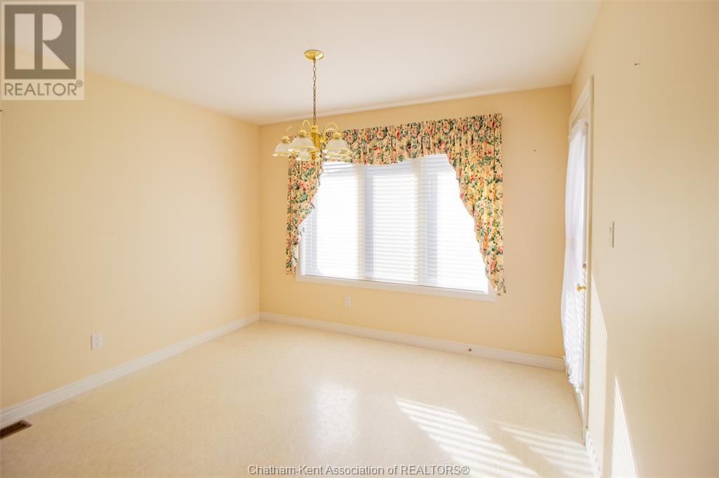 3 CROCUS COURT Image 20