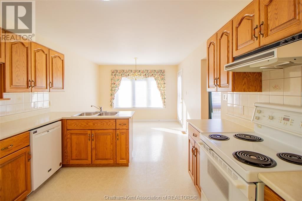 3 CROCUS COURT Image 21