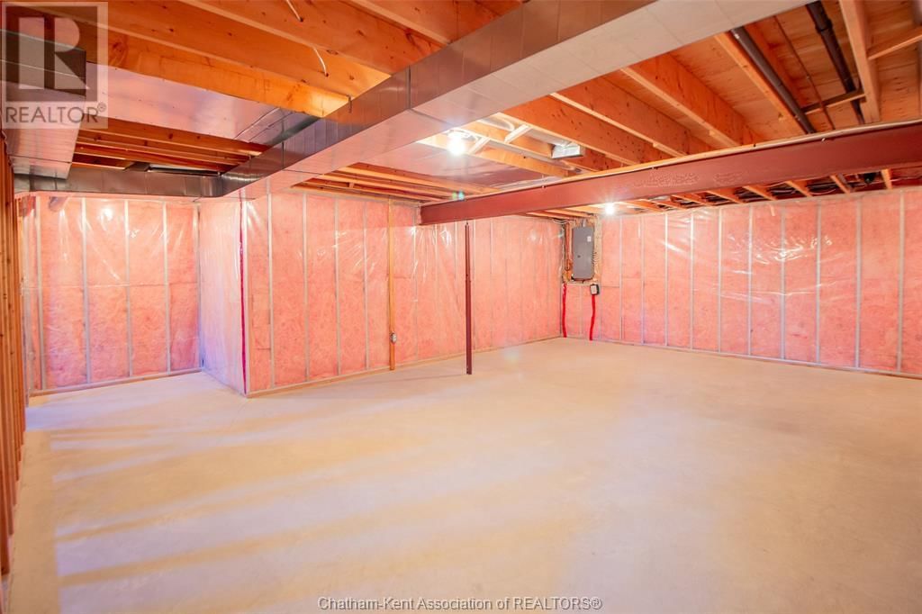 3 CROCUS COURT Image 29