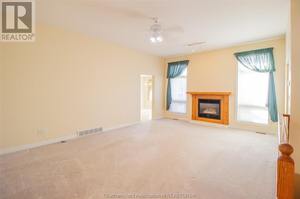 3 CROCUS COURT Image 8