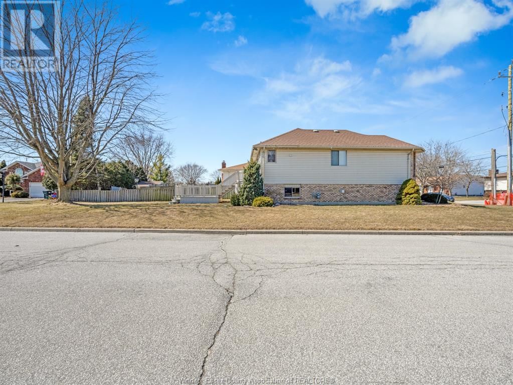 12751 ST. THOMAS STREET Image 8
