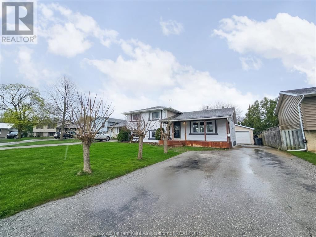 74 CHESTNUT DRIVE Image 1