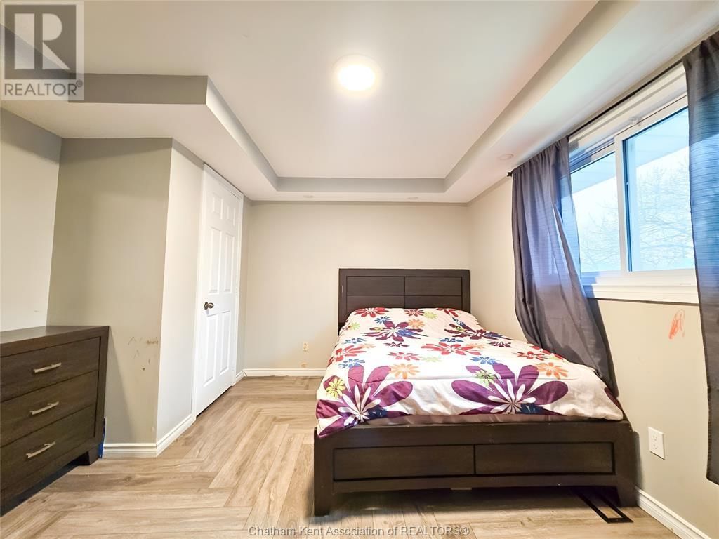 74 CHESTNUT DRIVE Image 27