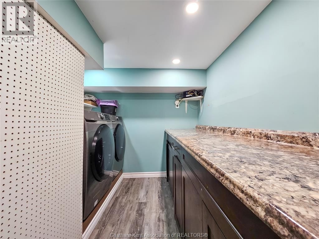 74 CHESTNUT DRIVE Image 39