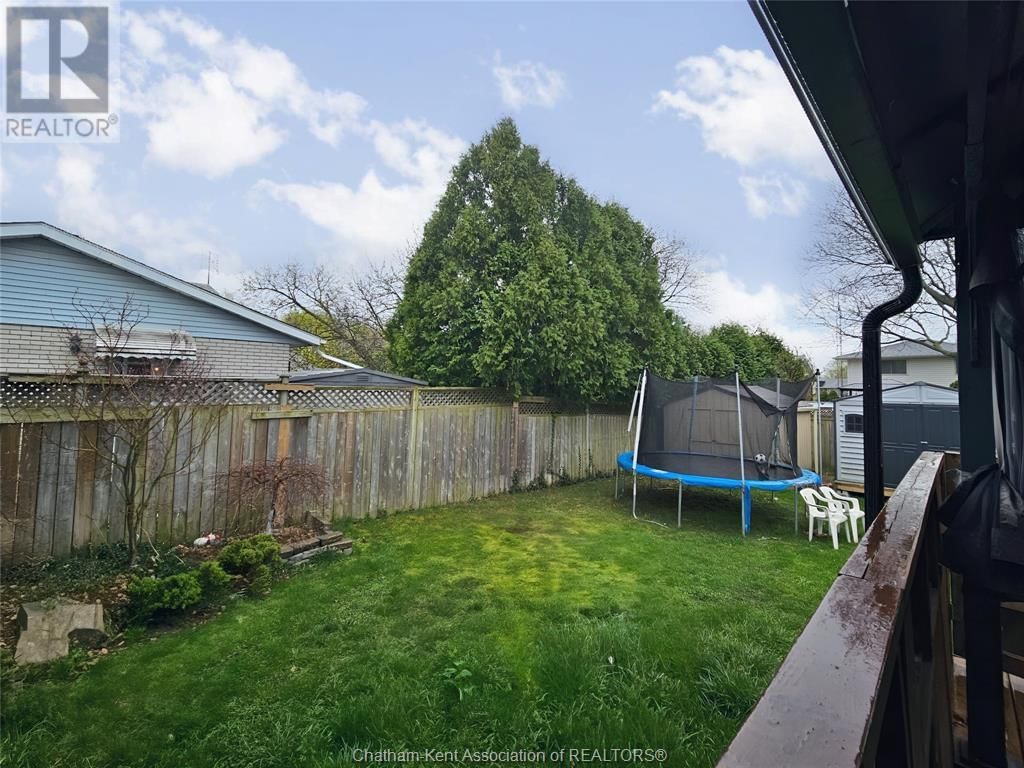 74 CHESTNUT DRIVE Image 41
