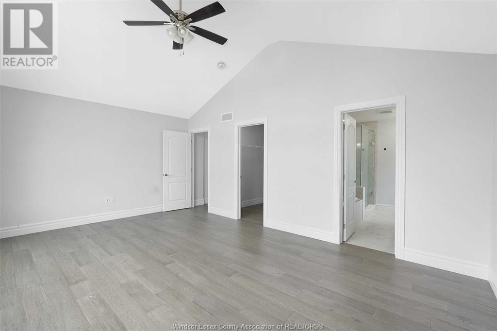 23 NOBLE Image 19