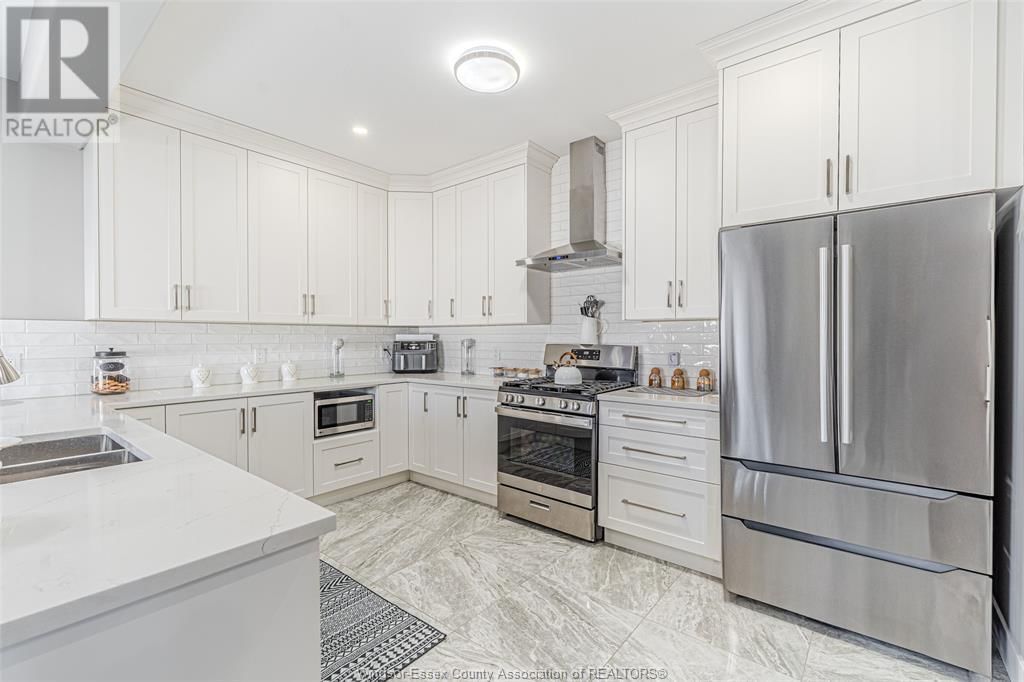 133 CHURCHILL PARK Image 15