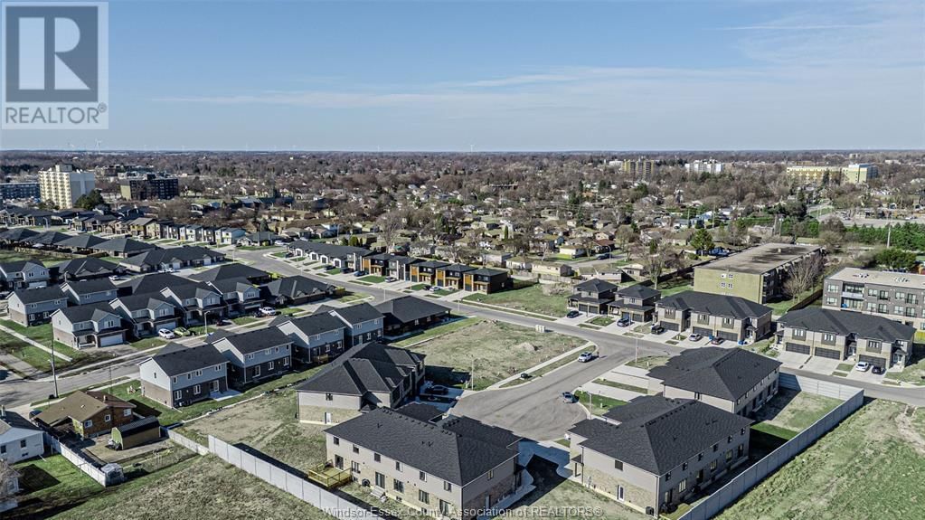 133 CHURCHILL PARK Image 33