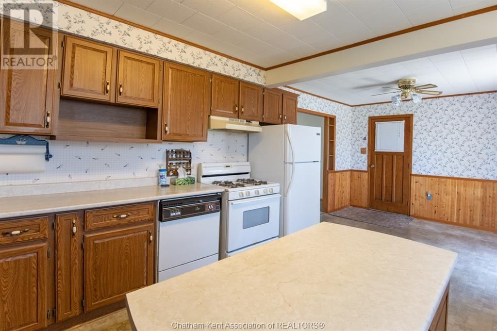 12 FREDA STREET Image 10