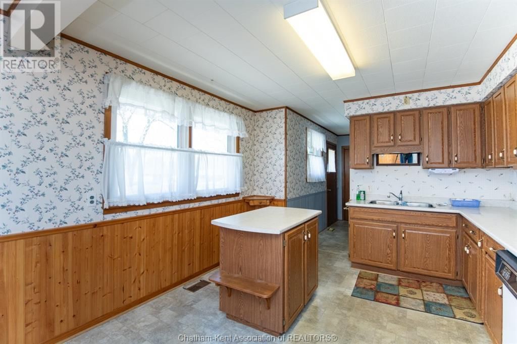 12 FREDA STREET Image 11