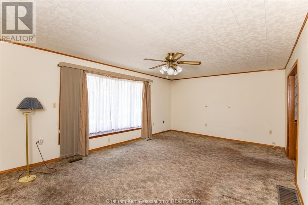 12 FREDA STREET Image 14