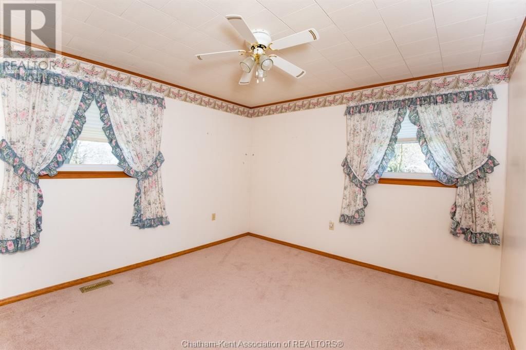 12 FREDA STREET Image 17