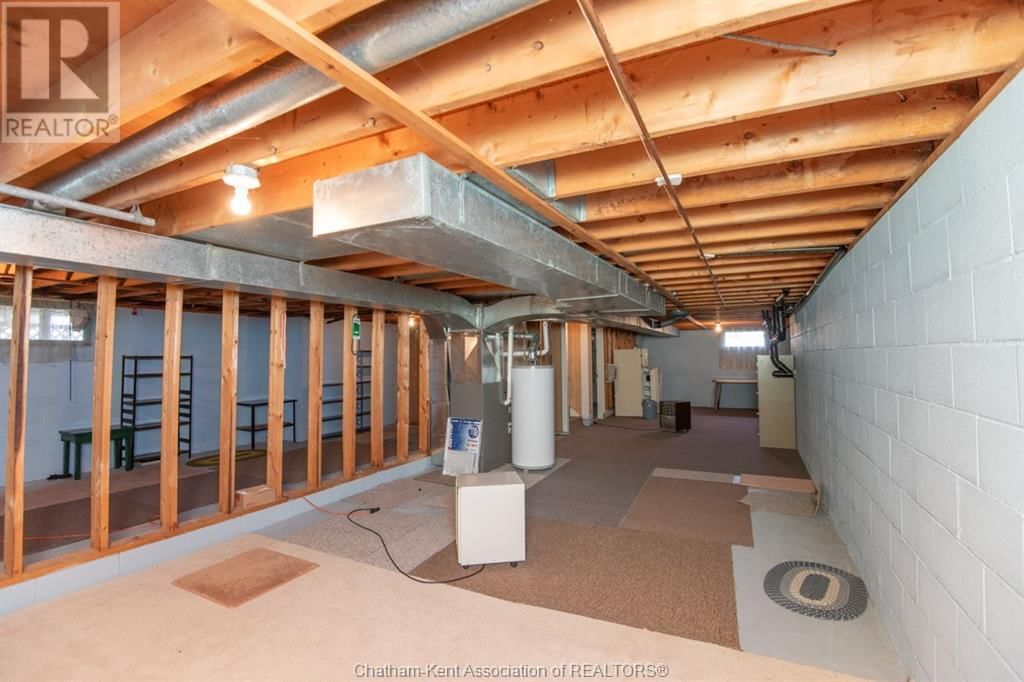 12 FREDA STREET Image 23
