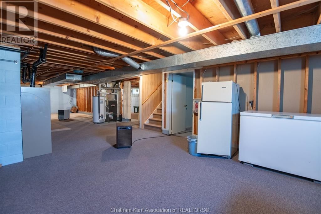 12 FREDA STREET Image 24