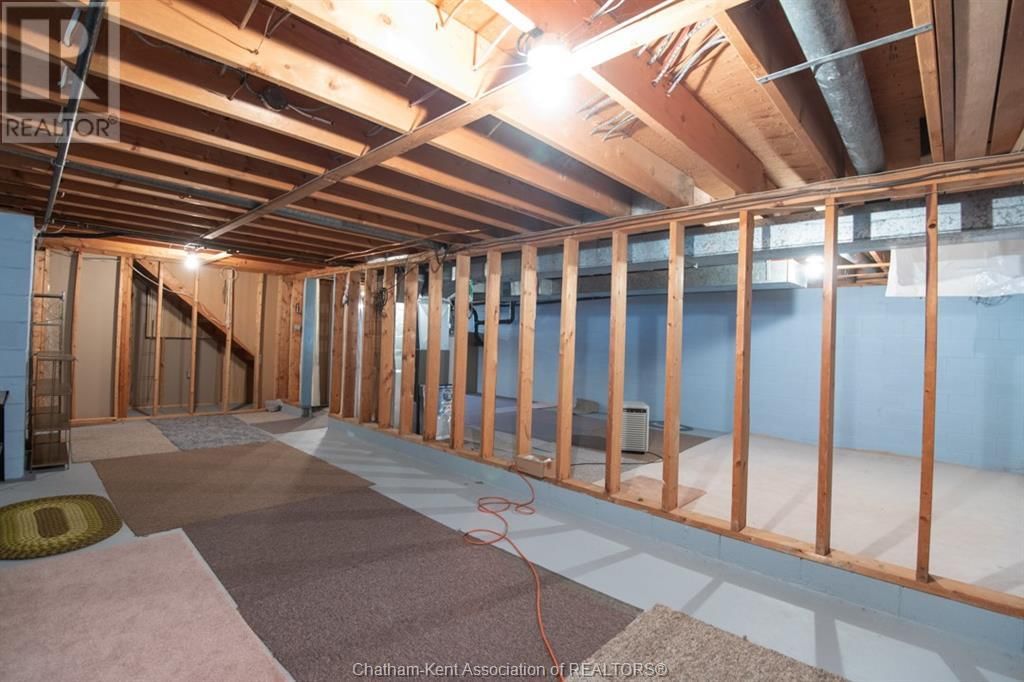 12 FREDA STREET Image 29