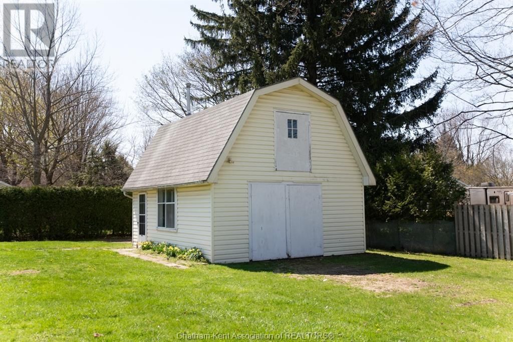 12 FREDA STREET Image 34