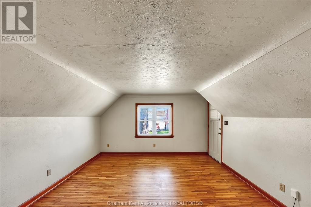 224-228 LACROIX STREET Image 22