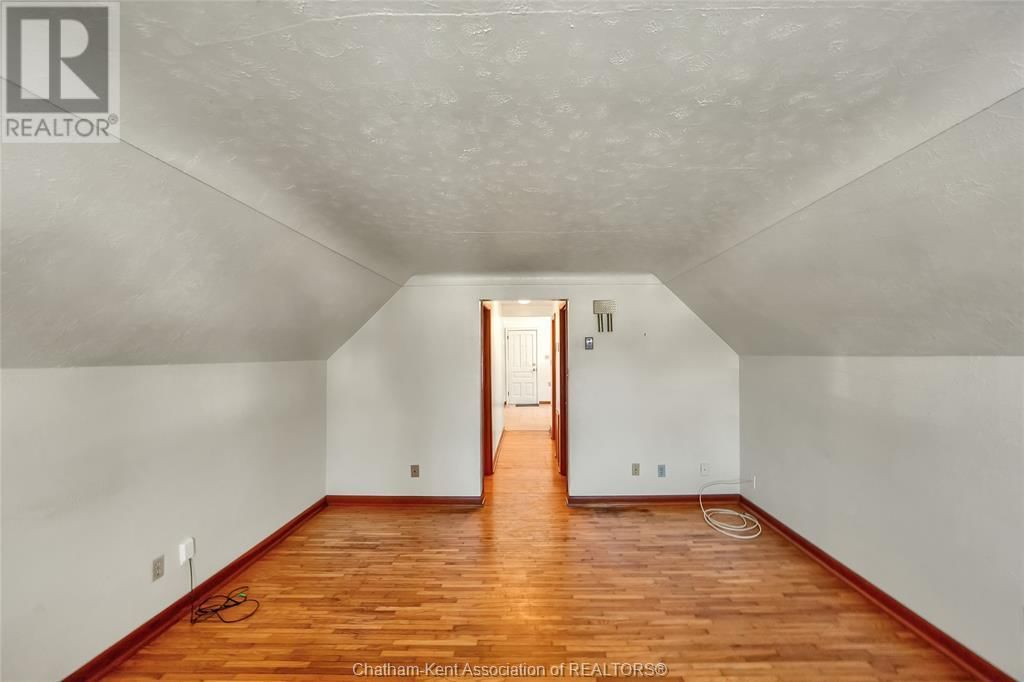 224-228 LACROIX STREET Image 23