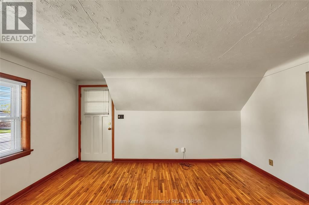 224-228 LACROIX STREET Image 24