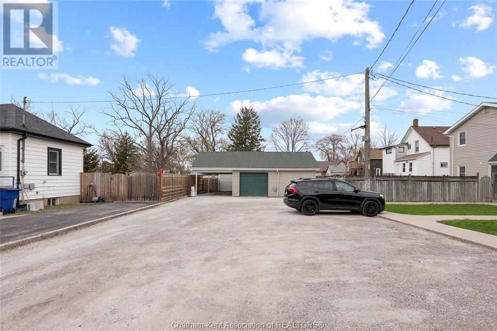 224-228 LACROIX STREET Image 7