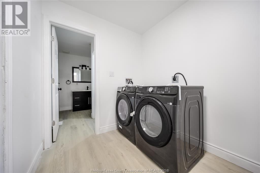 3130 CLEMENCEAU BOULEVARD Image 25