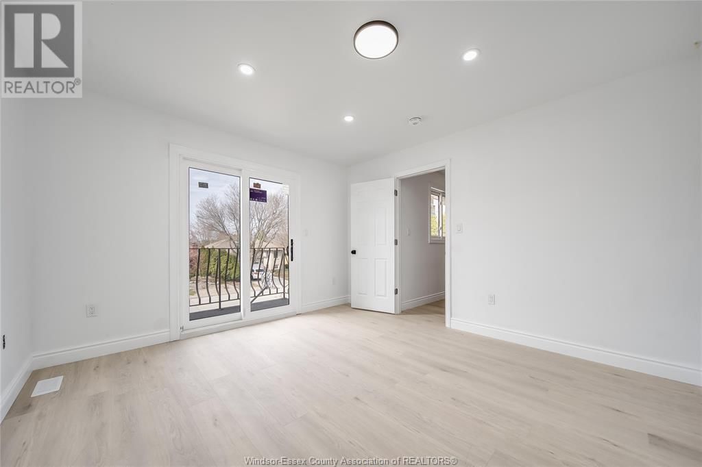 3130 CLEMENCEAU BOULEVARD Image 40
