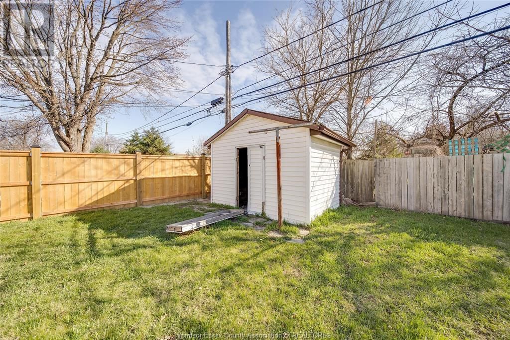 3130 CLEMENCEAU BOULEVARD Image 45