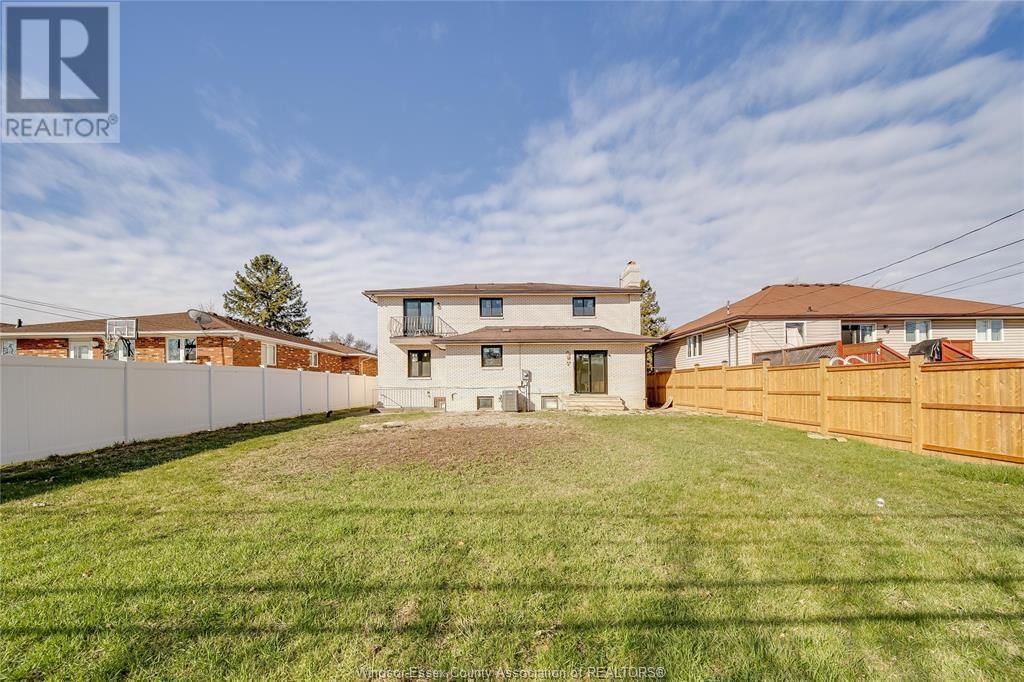 3130 CLEMENCEAU BOULEVARD Image 46
