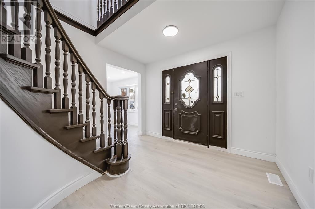 3130 CLEMENCEAU BOULEVARD Image 6