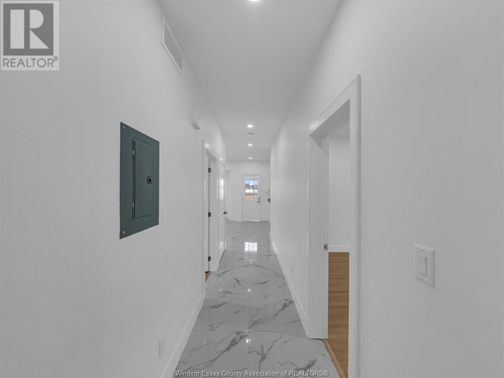 1 - 847 CHATHAM STREET Image 11