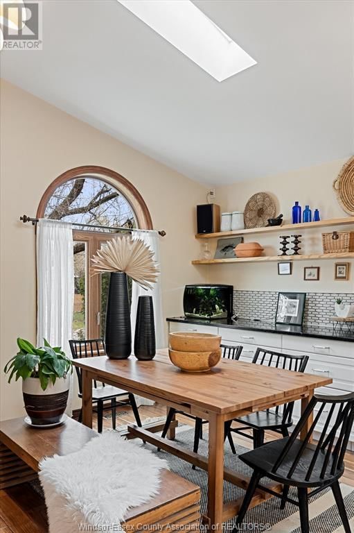547 FLORENCE AVENUE Image 17