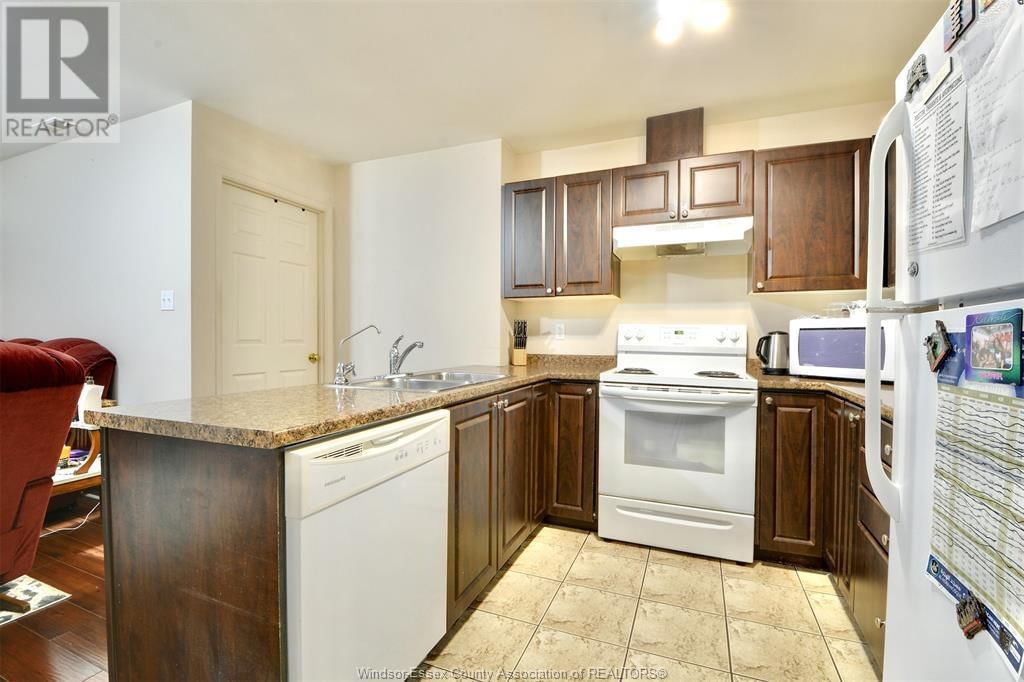 107 - 2650 SANDWICH WEST PARKWAY Image 10