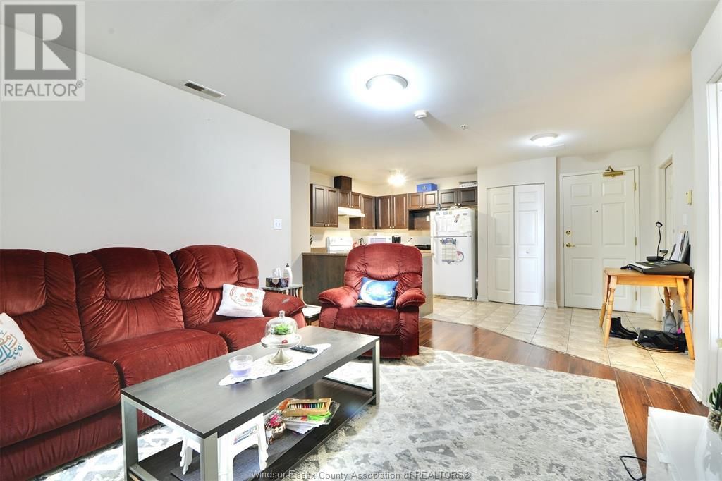 107 - 2650 SANDWICH WEST PARKWAY Image 15