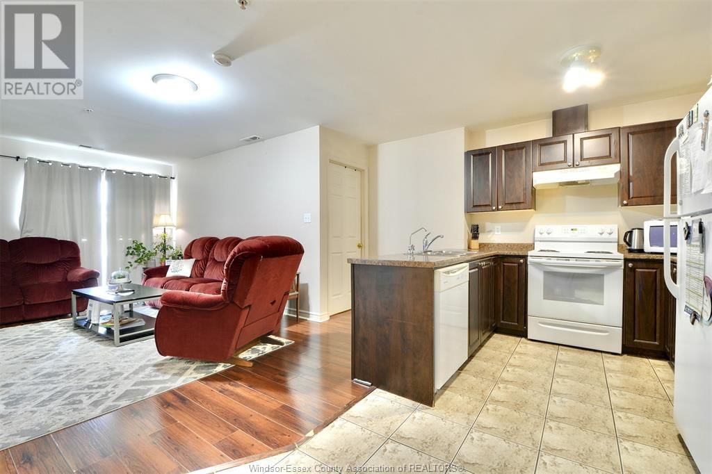 107 - 2650 SANDWICH WEST PARKWAY Image 6