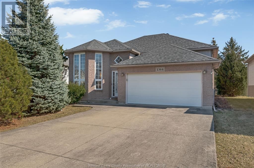 1564 IMPERIAL CRESCENT Image 1