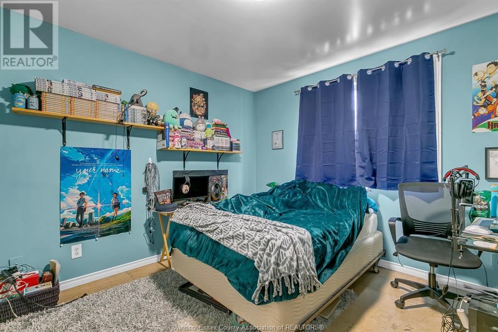 926 CALIFORNIA AVENUE Image 12