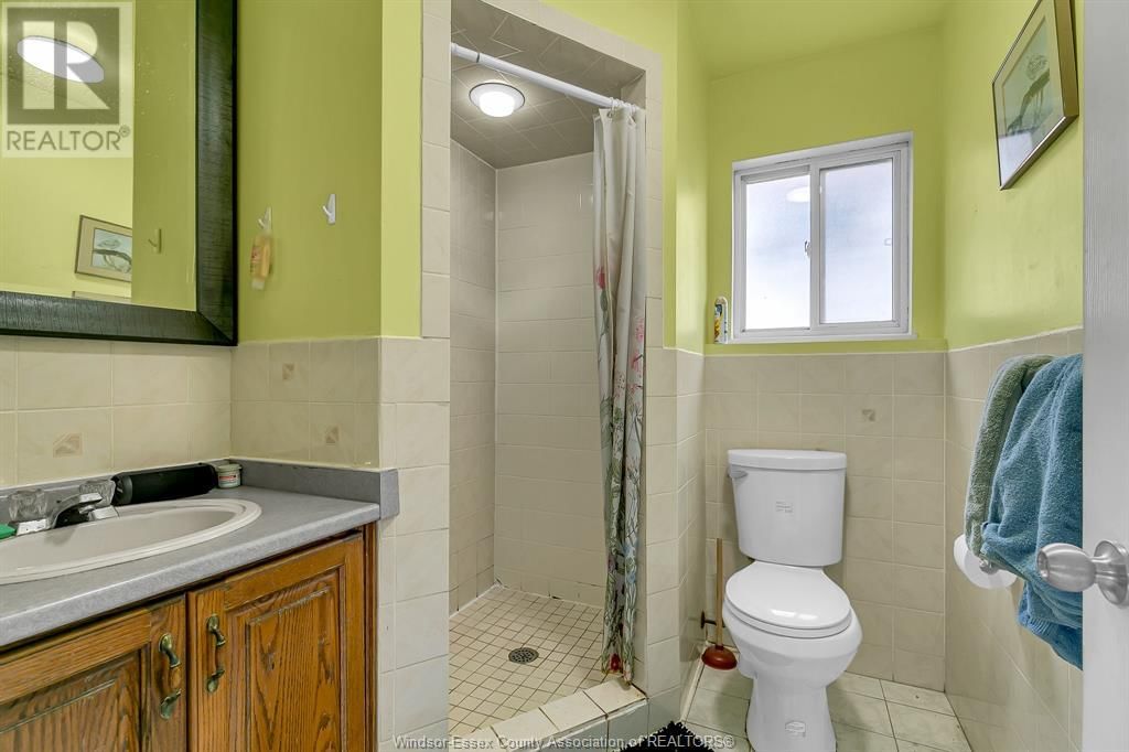 926 CALIFORNIA AVENUE Image 19