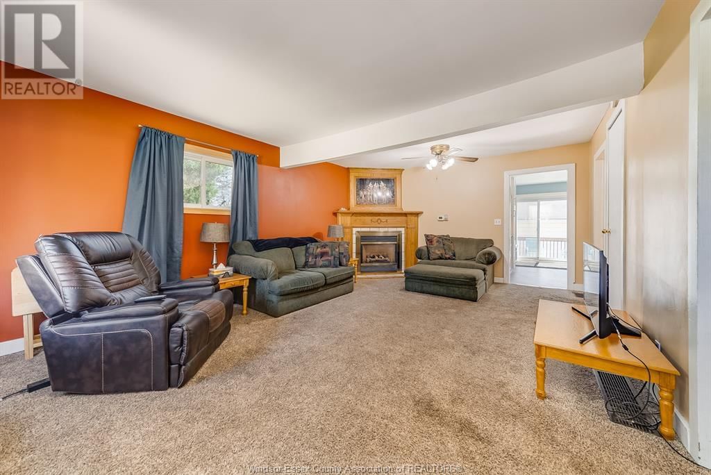 790 MAPLE AVENUE Image 12