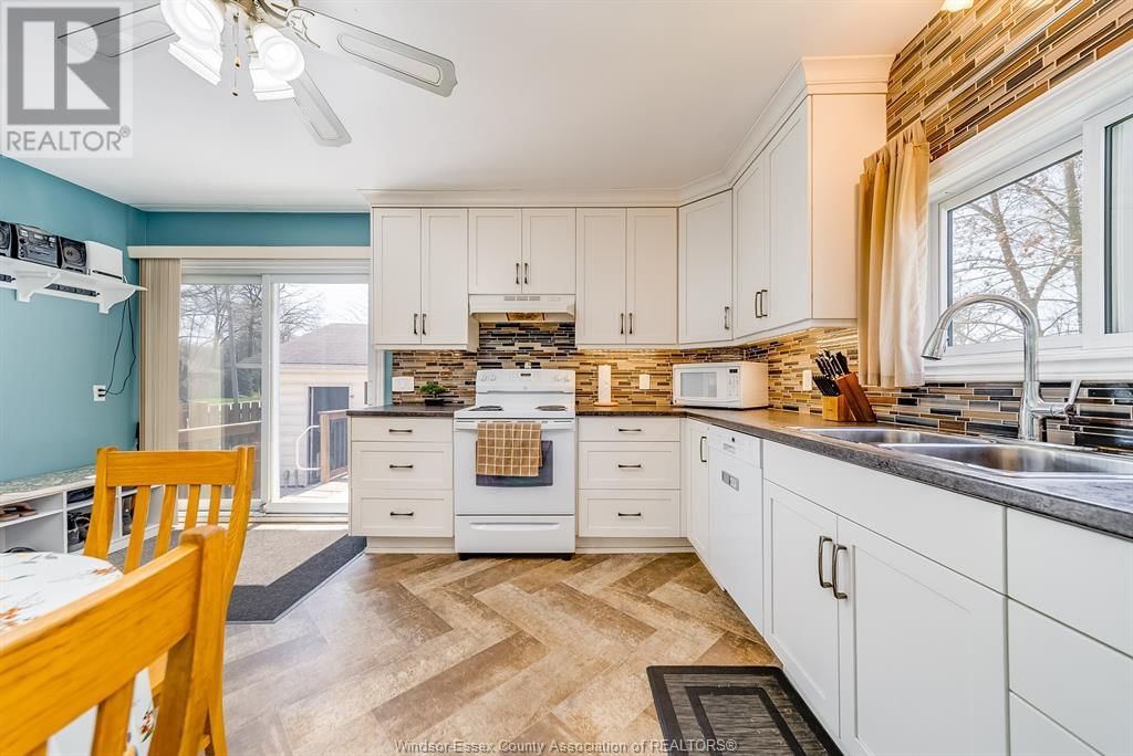 790 MAPLE AVENUE Image 17