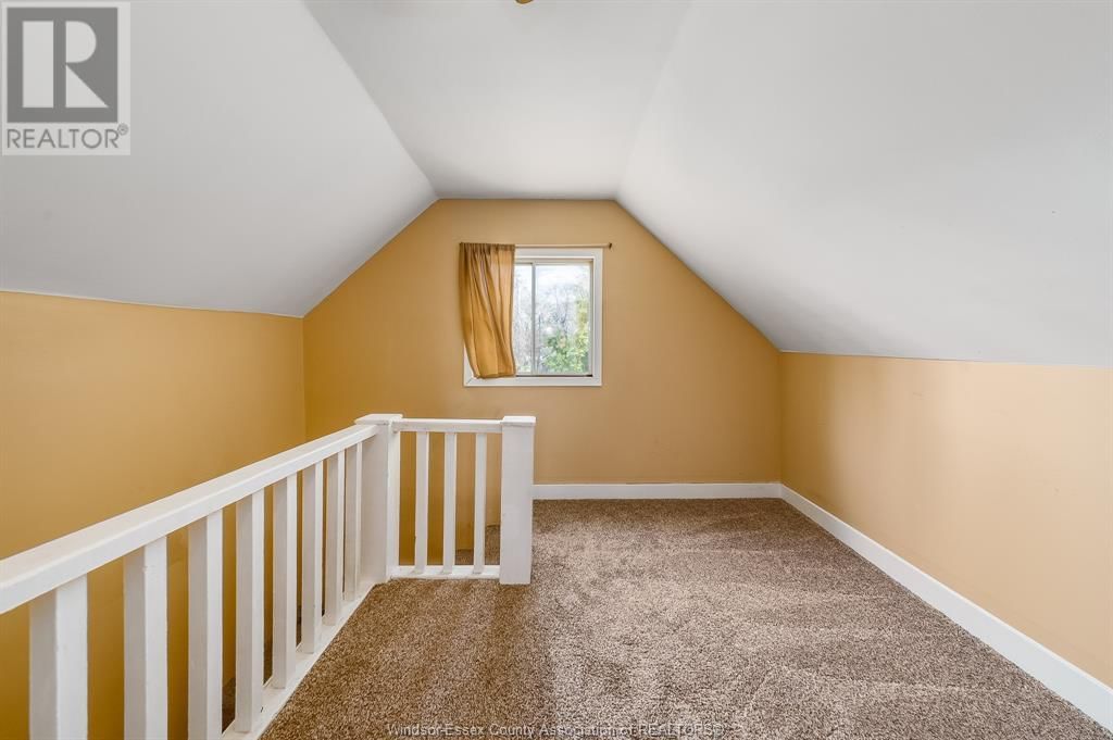 790 MAPLE AVENUE Image 26