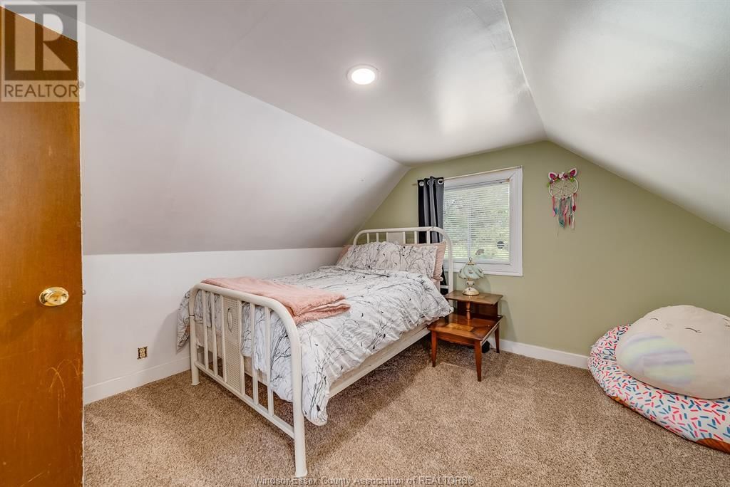 790 MAPLE AVENUE Image 28