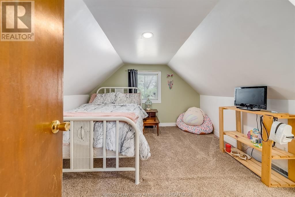 790 MAPLE AVENUE Image 29