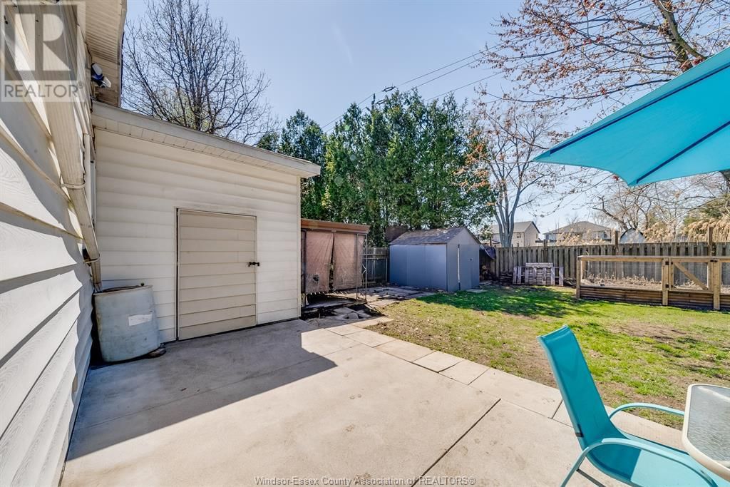 790 MAPLE AVENUE Image 42