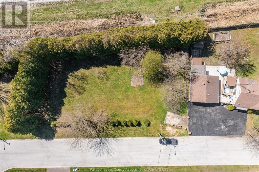 790 MAPLE AVENUE Image 50